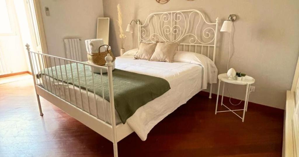 Apulia Journey - Manzoni 11 Hotell Bari Eksteriør bilde